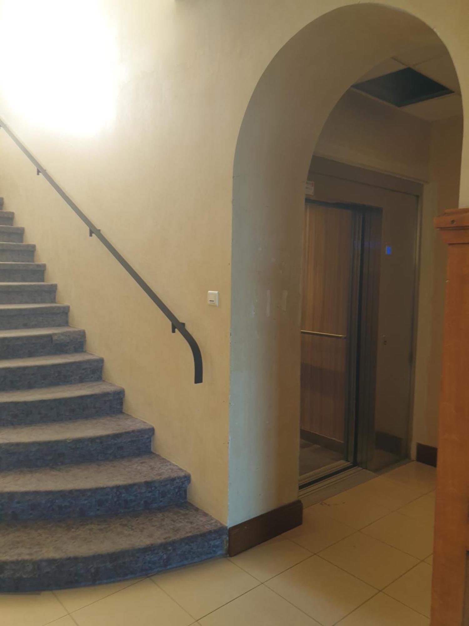 Apartment Non Fumeur 38m2 Calme, Confort, Ascenseur *